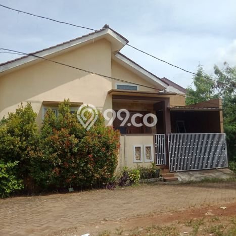 For Sale Rumah 3 Kamar Lokasi Ideal Nyaman dan Strategis di Pamulang For Sale Rumah 3 Kamar Lokasi Ideal Nyaman dan Strategis di Pamulang