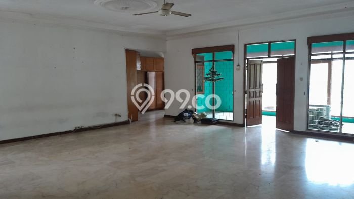 Siap Huni Hunian Elit 9 Kamar di Cilandak Dekat ke Mana Saja Siap Huni Hunian Elit 9 Kamar di Cilandak Dekat ke Mana Saja