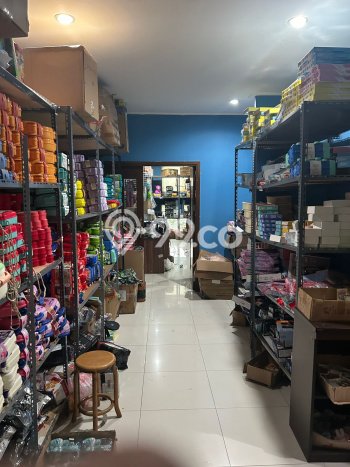 Dijual! Ruko di TB Simatupang Jakarta Selatan LT 78m2 / LB 320m2 Kawasan Bisnis Dijual! Ruko di TB Simatupang Jakarta Selatan LT 78m2 / LB 320m2 Kawasan Bisnis