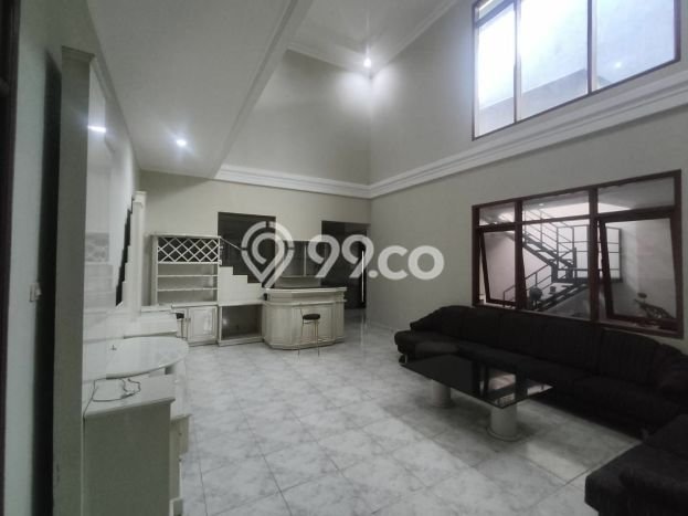 Rumah Elit Modern Tanpa Renovasi di BKR Bandung Rumah Elit Modern Tanpa Renovasi di BKR Bandung