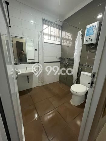 Rumah Minimalis 3 KT LT 90m2 di Taman Holis Indah Rumah Minimalis 3 KT LT 90m2 di Taman Holis Indah
