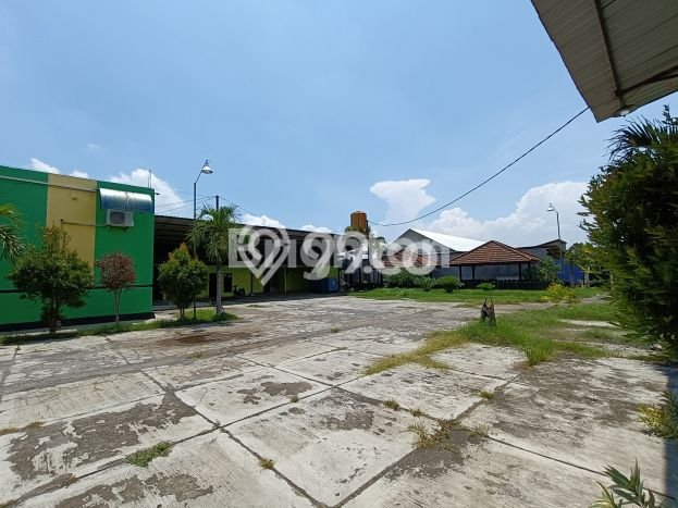 Ruko Dijual di Sukodono Lumajang dengan LB 1100m2 Ruko Dijual di Sukodono Lumajang dengan LB 1100m2