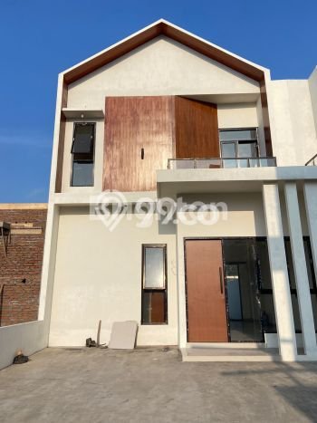 Rumah Modern Cantik 3 KT Bisa Langsung Pindah di Senduro Rumah Modern Cantik 3 KT Bisa Langsung Pindah di Senduro
