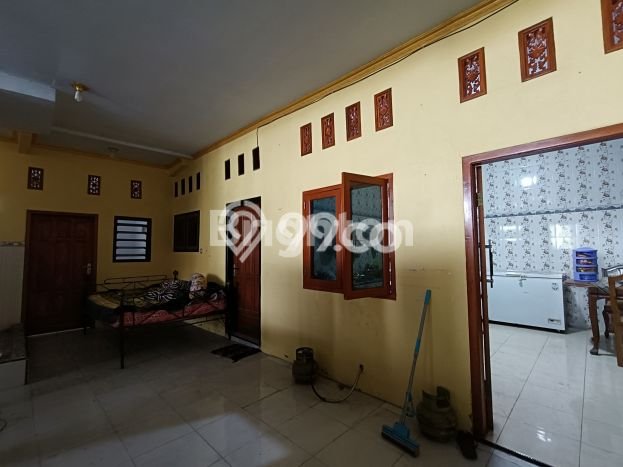 Jual Rumah Bagus Siap Huni LB 420m2 di Sukodono, Lumajang Jual Rumah Bagus Siap Huni LB 420m2 di Sukodono, Lumajang