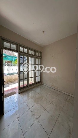 For Sale Rumah 3 Kamar Lokasi Ideal Bagus dan Strategis di Serengan For Sale Rumah 3 Kamar Lokasi Ideal Bagus dan Strategis di Serengan