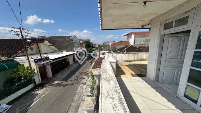 For Sale Rumah 3 Kamar Lokasi Ideal Bagus dan Strategis di Serengan For Sale Rumah 3 Kamar Lokasi Ideal Bagus dan Strategis di Serengan