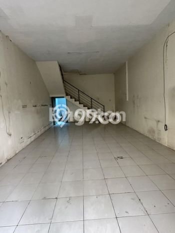 AREA PREMIUM! Ruko For Rent di Banjarsari, Luas 225m2m², Jalan Utama AREA PREMIUM! Ruko For Rent di Banjarsari, Luas 225m2m², Jalan Utama