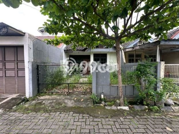 DIJUAL CEPAT! Rumah Siap Huni Area Strategis Solo Baru, LT 114m2m² Bangunan 50m2m² DIJUAL CEPAT! Rumah Siap Huni Area Strategis Solo Baru, LT 114m2m² Bangunan 50m2m²