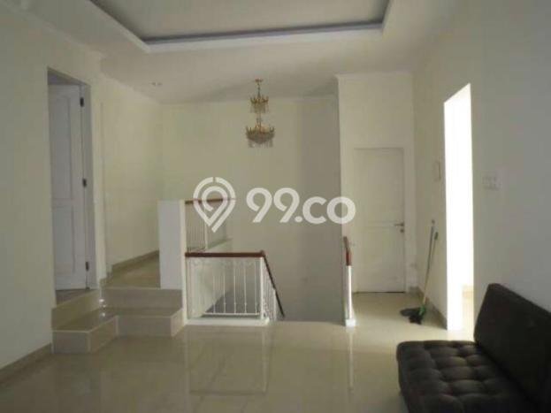 For Sale Rumah 6 Kamar Lokasi Strategis Bagus dan Strategis di Gunung Putri For Sale Rumah 6 Kamar Lokasi Strategis Bagus dan Strategis di Gunung Putri