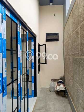 For Sale Rumah 3 Kamar Lokasi Strategis Nyaman dan Strategis di Jatisampurna For Sale Rumah 3 Kamar Lokasi Strategis Nyaman dan Strategis di Jatisampurna