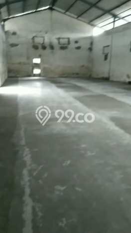 Disewakan Gudang Premium Kawasan Sidoarjo, Luas 1000m2m², Area Strategis Disewakan Gudang Premium Kawasan Sidoarjo, Luas 1000m2m², Area Strategis