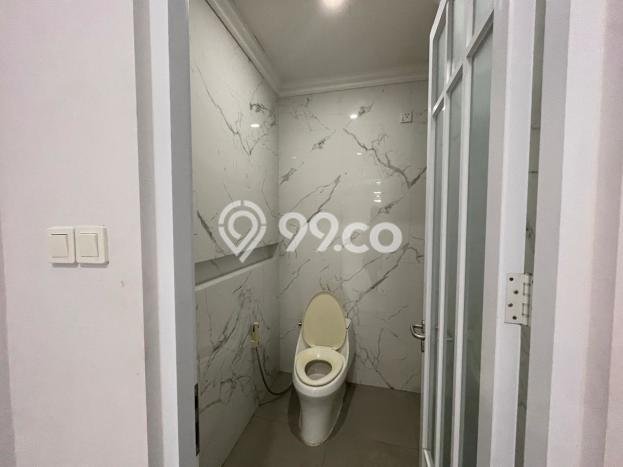 Rumah Minimalis LT 200m2m² Terawat di Wisata Bukit Mas, Dekat Tempat Strategis, Surabaya Rumah Minimalis LT 200m2m² Terawat di Wisata Bukit Mas, Dekat Tempat Strategis, Surabaya