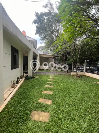 Rumah Mewah LB 301m2 Siap Huni Desain Elegan di Pakubuwono, Jakarta Selatan Rumah Mewah LB 301m2 Siap Huni Desain Elegan di Pakubuwono, Jakarta Selatan