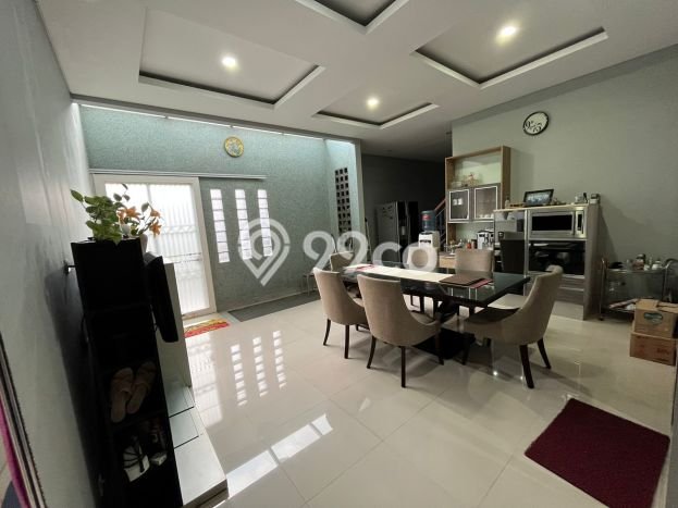 DIJUAL CEPAT! Rumah Minimalis di , Bandung, Luas 200m2m² LB 284m2m² BISA KPR! DIJUAL CEPAT! Rumah Minimalis di , Bandung, Luas 200m2m² LB 284m2m² BISA KPR!