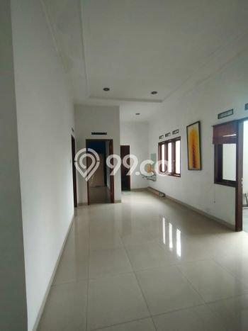 Rumah Modern 3 KT LT 160m2 di Taman Kopo Indah Rumah Modern 3 KT LT 160m2 di Taman Kopo Indah