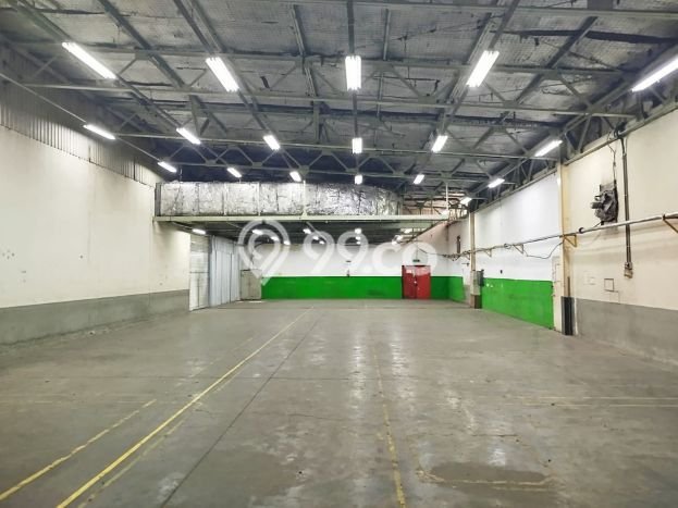 Disewakan Gudang komersial di Rancaekek luas bangunan 12200m2 Disewakan Gudang komersial di Rancaekek luas bangunan 12200m2