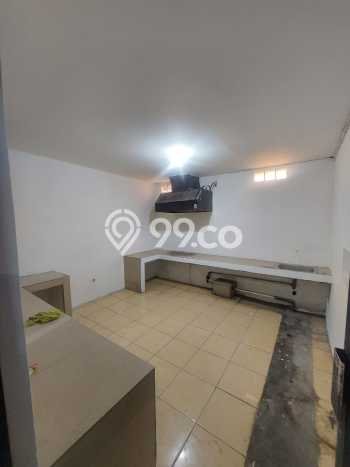 LOKASI SUPER STRATEGIS! Ruko di , Luas 250m2m², Kawasan Komersial LOKASI SUPER STRATEGIS! Ruko di , Luas 250m2m², Kawasan Komersial