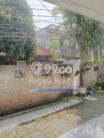 Rumah Elit Modern Tanpa Renovasi di Kalibata Jakarta Selatan Rumah Elit Modern Tanpa Renovasi di Kalibata Jakarta Selatan