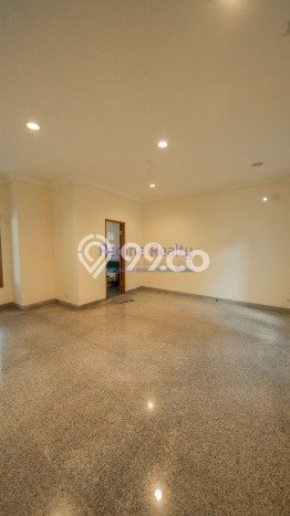 Rumah Mewah Dijual LT 948m2 di Jagakarsa, Jakarta Selatan Rumah Mewah Dijual LT 948m2 di Jagakarsa, Jakarta Selatan
