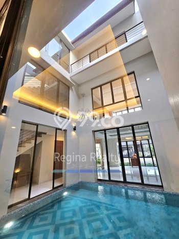 Dijual Rumah Mewah Exclusive di Cilandak, Jakarta Selatan Dijual Rumah Mewah Exclusive di Cilandak, Jakarta Selatan