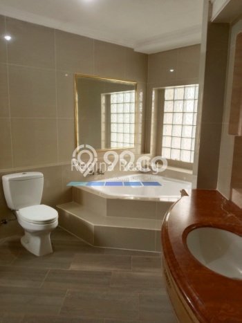 Jual Rumah Mewah Elegan Dengan View Cantik di Lebak Bulus, Jakarta Selatan Jual Rumah Mewah Elegan Dengan View Cantik di Lebak Bulus, Jakarta Selatan