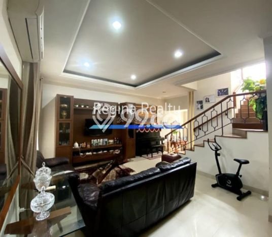 Rumah Mewah LB 180m2 Siap Huni Desain Elegan di BSD City, Tangerang Rumah Mewah LB 180m2 Siap Huni Desain Elegan di BSD City, Tangerang