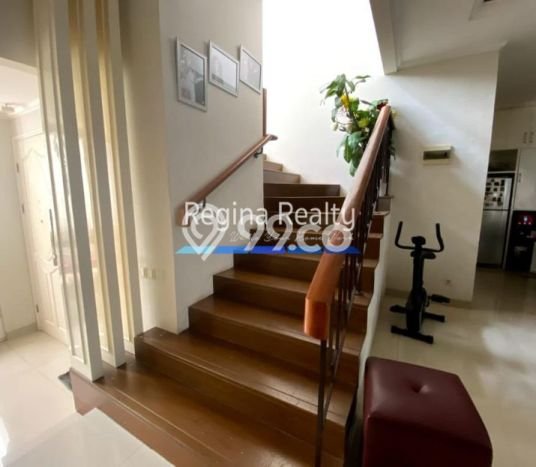 Rumah Mewah LB 180m2 Siap Huni Desain Elegan di BSD City, Tangerang Rumah Mewah LB 180m2 Siap Huni Desain Elegan di BSD City, Tangerang