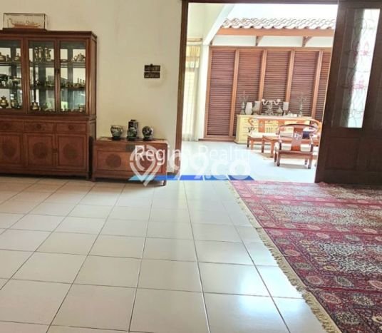 For Sale! Luxury House LT 750m2 Desain Elegan di Kemang For Sale! Luxury House LT 750m2 Desain Elegan di Kemang