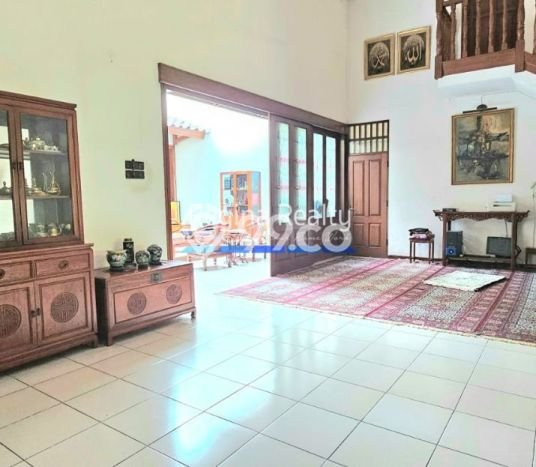 For Sale! Luxury House LT 750m2 Desain Elegan di Kemang For Sale! Luxury House LT 750m2 Desain Elegan di Kemang