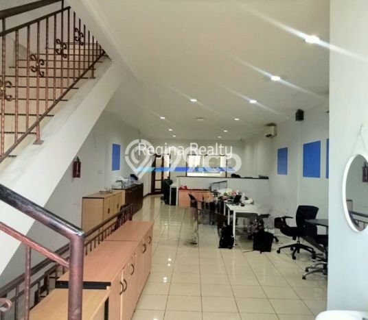 Ruko Strategis di Pondok Indah, Luas 460m², Jalan Utama, Tingkat Keramaian Tinggi Ruko Strategis di Pondok Indah, Luas 460m², Jalan Utama, Tingkat Keramaian Tinggi
