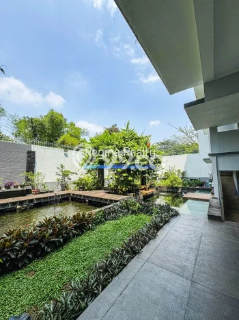 Dijual Rumah Luas Elegan Dengan View Cantik di BSD City, Tangerang Dijual Rumah Luas Elegan Dengan View Cantik di BSD City, Tangerang