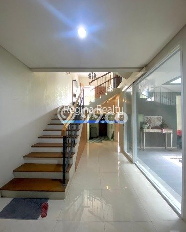 For Sale! Premium House LT 120m2 Desain Modern di Pondok Indah For Sale! Premium House LT 120m2 Desain Modern di Pondok Indah