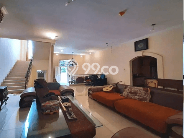 Rumah 5 Kamar Lokasi Nyaman di Pantai Indah Kapuk, Jakarta Utara Rumah 5 Kamar Lokasi Nyaman di Pantai Indah Kapuk, Jakarta Utara