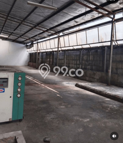 Gudang Strategis Kawasan Lippo Cikarang, Luas 2200m², Akses Utama, Berkembang Gudang Strategis Kawasan Lippo Cikarang, Luas 2200m², Akses Utama, Berkembang