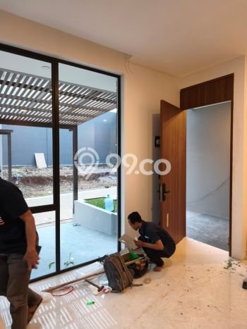 Jual Rumah Luas Elegan Dengan View Eksklusif di Setra Duta, Bandung Jual Rumah Luas Elegan Dengan View Eksklusif di Setra Duta, Bandung