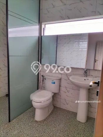 Ready to Use! Premium House LT 278m2 Desain Elegan di Setiabudi Ready to Use! Premium House LT 278m2 Desain Elegan di Setiabudi
