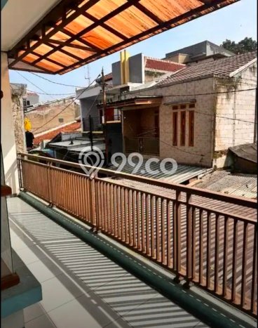 Rumah sewa siap huni 4 Kamar Tidur di Sarijadi, Bandung Rumah sewa siap huni 4 Kamar Tidur di Sarijadi, Bandung