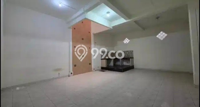 Lokasi terbaik! Rumah siap huni disewakan di Cimahi Tengah LB 250m2 Lokasi terbaik! Rumah siap huni disewakan di Cimahi Tengah LB 250m2