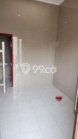 Lokasi terbaik! Rumah siap pakai disewakan di Wiyung LB 120m2 Lokasi terbaik! Rumah siap pakai disewakan di Wiyung LB 120m2