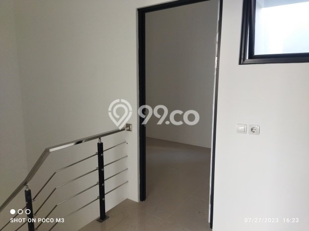 Disewakan! Rumah 3 Kamar Tidur &
2 Kamar Mandi di Babatan, Surabaya Disewakan! Rumah 3 Kamar Tidur &
2 Kamar Mandi di Babatan, Surabaya