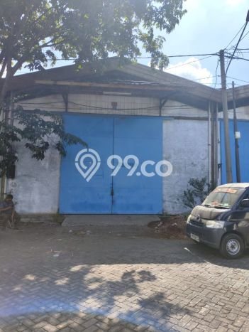 Gudang Disewa di Surabaya dengan LB 420m2 Area Komersial Ramai Gudang Disewa di Surabaya dengan LB 420m2 Area Komersial Ramai
