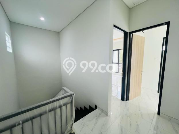 For Sale Rumah 3 Kamar Lokasi Ideal Nyaman dan Strategis di Pakal For Sale Rumah 3 Kamar Lokasi Ideal Nyaman dan Strategis di Pakal