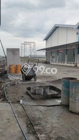 Disewakan Gudang komersial di Krian luas bangunan 2000m2 Disewakan Gudang komersial di Krian luas bangunan 2000m2