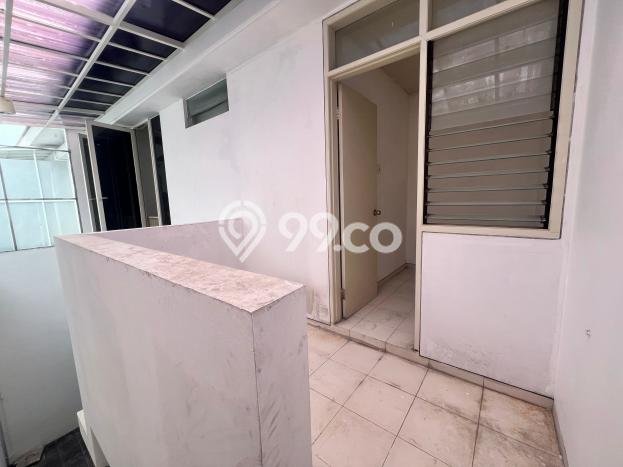 Dijual Rumah Strategis Bagus Punya 4 KT di Lakarsantri Surabaya SHM Dijual Rumah Strategis Bagus Punya 4 KT di Lakarsantri Surabaya SHM