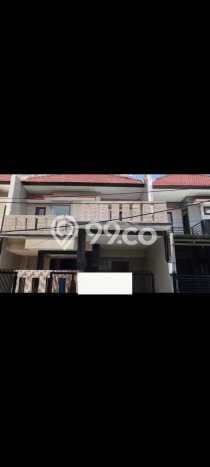 Lokasi terbaik! Rumah siap pakai disewakan di Wiyung LB 120m2 Lokasi terbaik! Rumah siap pakai disewakan di Wiyung LB 120m2