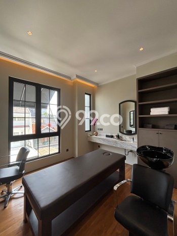 Best Deal Hunian Mewah Ideal dan Luas di Kebayoran Baru, Jakarta Selatan Best Deal Hunian Mewah Ideal dan Luas di Kebayoran Baru, Jakarta Selatan