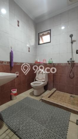 Dijual Rumah Premium dengan Fasilitas Sekitar Komplit di Kebon Jeruk, Jakarta Barat Dijual Rumah Premium dengan Fasilitas Sekitar Komplit di Kebon Jeruk, Jakarta Barat