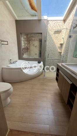 Siap Huni Hunian Elit 5 Kamar di Cinere Dekat ke Mana Pun Siap Huni Hunian Elit 5 Kamar di Cinere Dekat ke Mana Pun