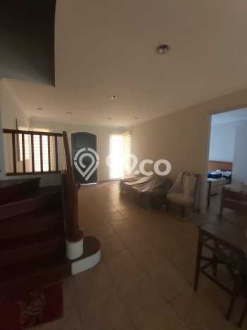Disewakan segera rumah minimalis strategis 5 Kamar di BSD, Tangerang Selatan Disewakan segera rumah minimalis strategis 5 Kamar di BSD, Tangerang Selatan