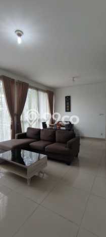 Apartemen Sewa 4 Kamar Murah Siap Huni di Tangerang, Luas 105m2 Apartemen Sewa 4 Kamar Murah Siap Huni di Tangerang, Luas 105m2
